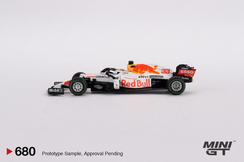 Mini GT Red Bull RB16B #33 Max Verstappen 2021 Turkish Grand Prix 2nd Place Carousel 4
