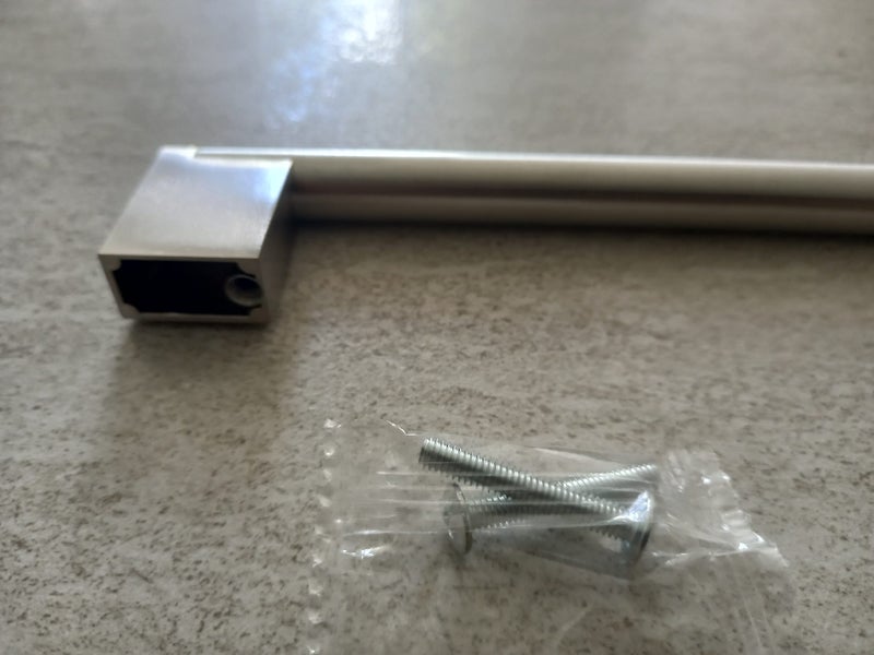 Brand New Cabinet Handles – Set of 14 (Silver) – $9 for All Carousel 6