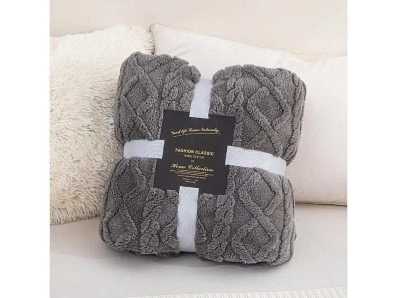 New Tafu Velvet Fleece Blankets Double Sided Jacquard Geometric Pattern Carousel 1