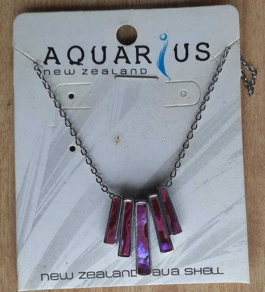 PINK NEW ZEALAND PAUA SHELL NECKLACE Carousel 1