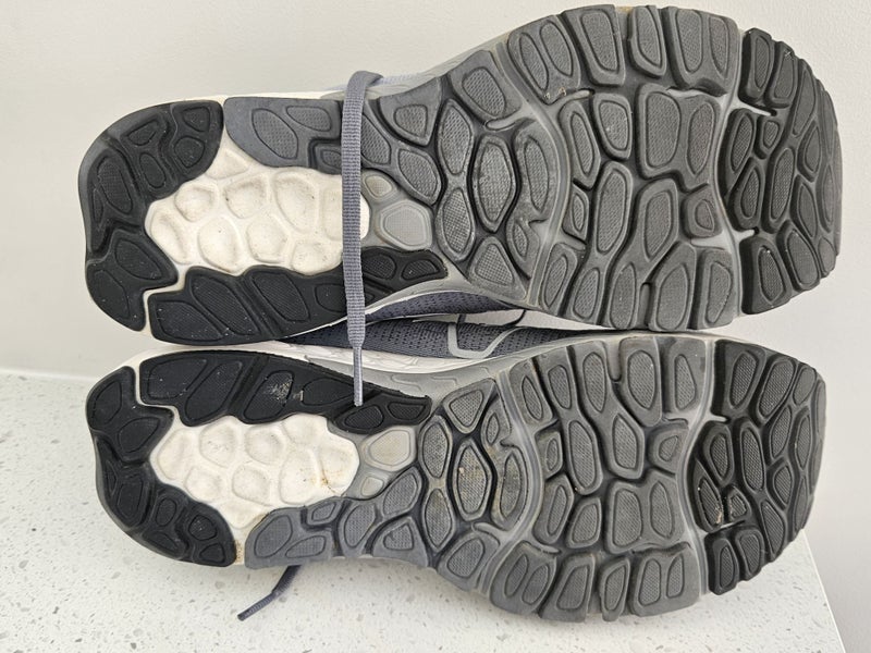 New Balance 880 Running Shoes – Grey – Size US 9 Carousel 5