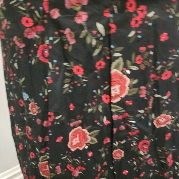 ** 2 Mesmerise Skirts S18 ** Carousel 2