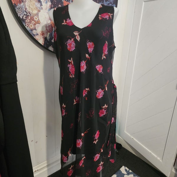 ** Under Cover Wear Dress 24 ** Carousel 1