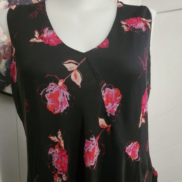 ** Under Cover Wear Dress 24 ** Carousel 2