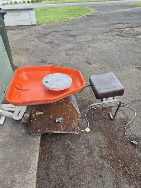 Tailsman pottery wheel water damaged Carousel 1