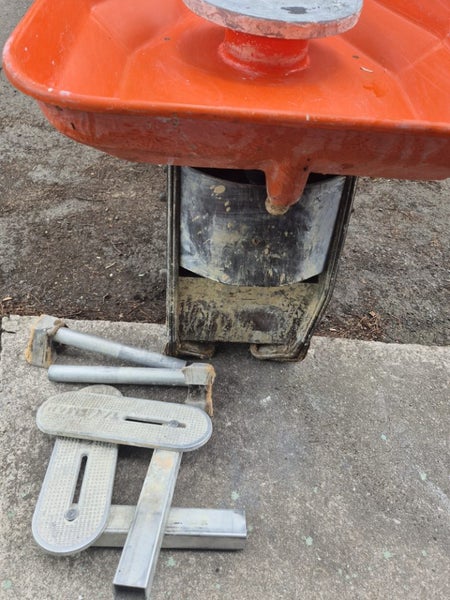 Tailsman pottery wheel water damaged Carousel 11