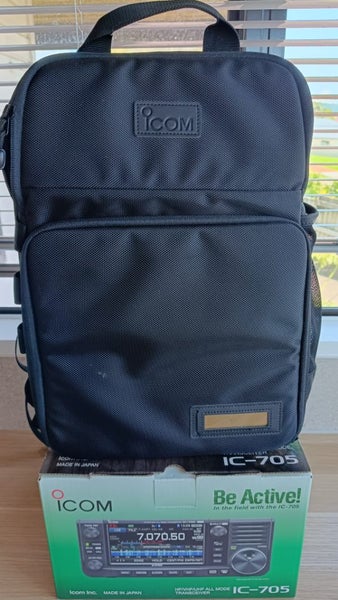Icom IC-705 !!! Basically New w/ Bag !!! Carousel 7
