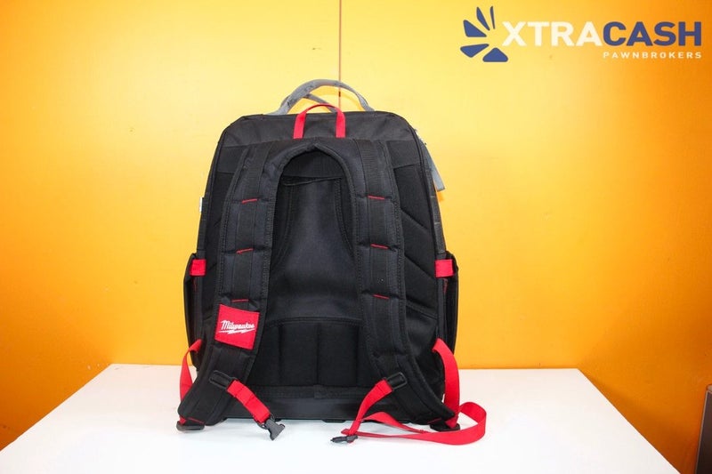 Milwaukee Packout - Backpack Carousel 2