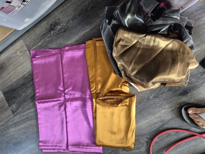 Evening Material Carousel 1