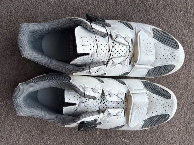 Giro Road Shoes - Euro 40 Carousel 1