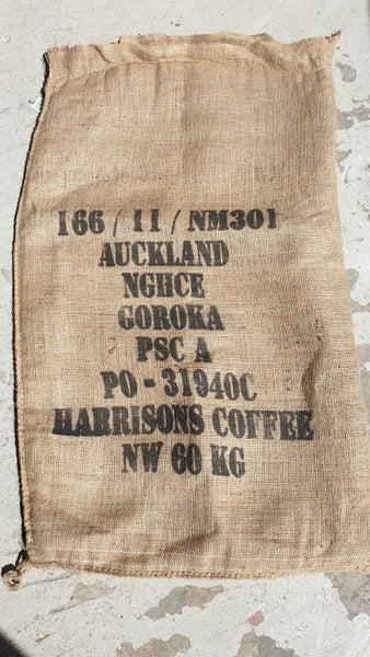 Large Jute / Hessian Sacks Box of 20 Carousel 1