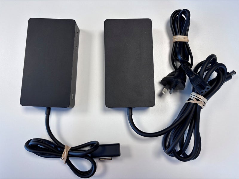 Microsoft Surface Dock 2 Carousel 3