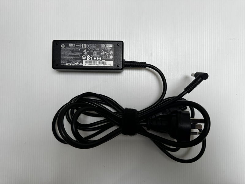 HP 15.6", 10 Core i7-1355U, 16G, Samsung 512G NVMe 2.0 PCIe 4.0 SSD, Win11 25H2 Carousel 19