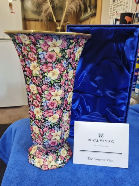 ROYAL WINTON Vase, Limited Edition Carousel 1