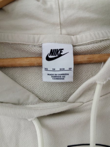 Nike Sportswear Pullover Hoodie-Lose fit style Carousel 2