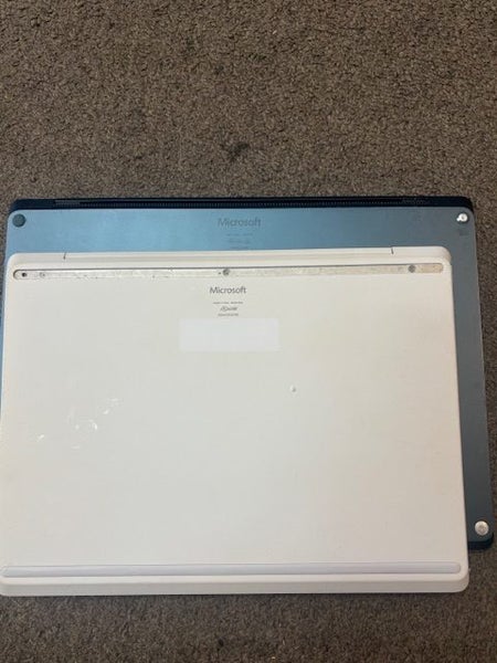 Faulty Microsoft Surface Go 1943 i5 10th Up to 3.6Ghz 256GB and surface 1769 Carousel 2