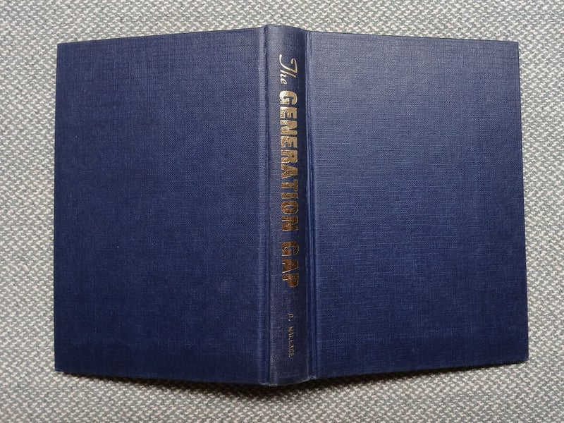 Doris Wallace - THE GENERATION GAP, UNIMPORTANT PEOPLE AND THE PARAPARA #2138 Carousel 2