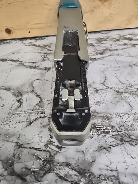 Makita Screw Gun XRF02 Carousel 7