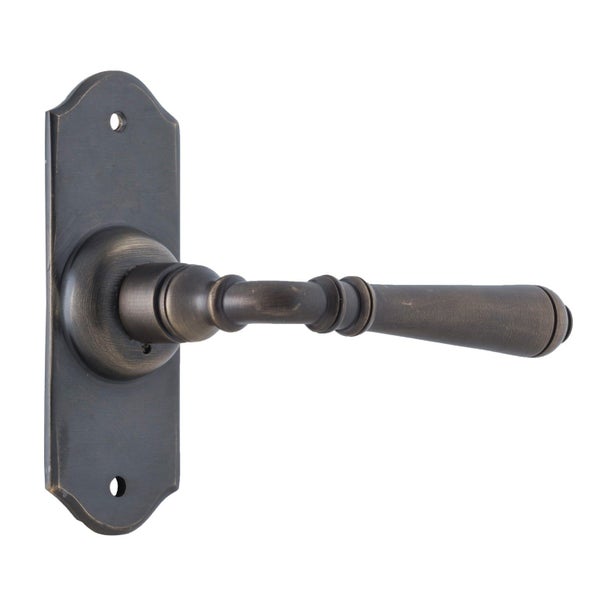 Tradco Reims Lever Door Handle on Short Backplate Passage Carousel 1