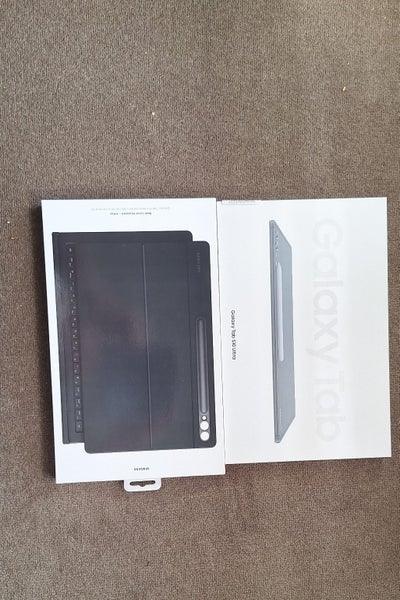 Samsung S10 Ultra SM-X920. 12GB RAM. 256GB Storage . Pen & Keyboard / cover Carousel 10