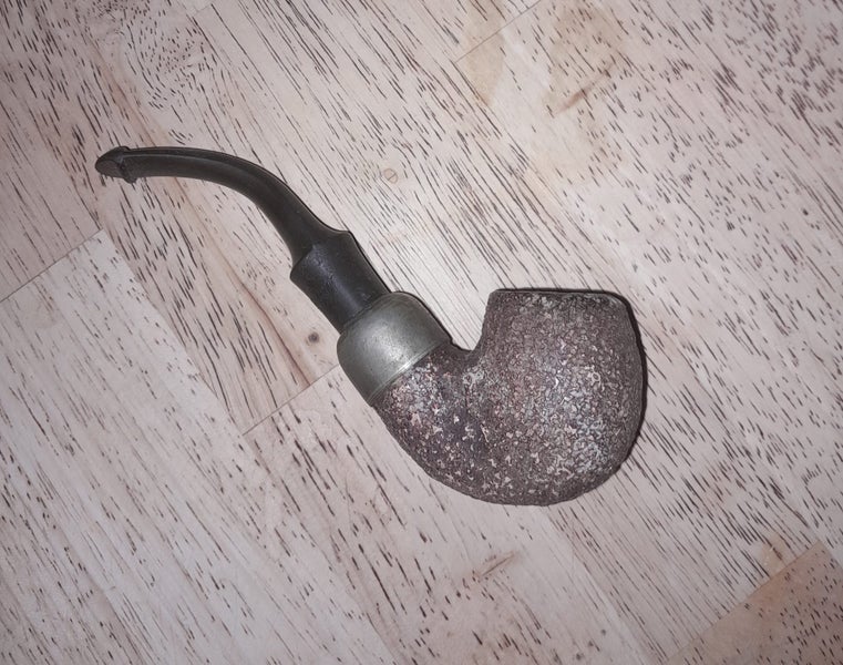 Vintage Tobacco Pipe Carousel 1