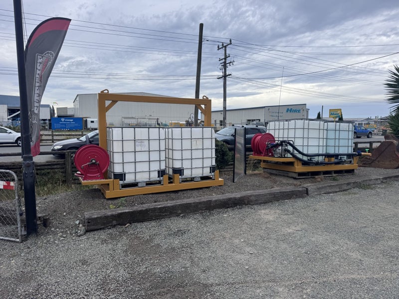 Fire fighting unit (2000L) Carousel 8