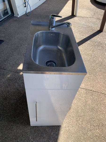 Laundry tub Carousel 1