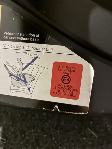 Edwards & Co Car Seat Capsule, Base & Newborn Insert Carousel 12