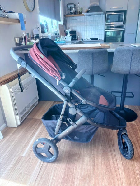 Ultimate Edwards & Co Oscar Pram Mx Starter Bundle – Newborn to Toddler Carousel 2