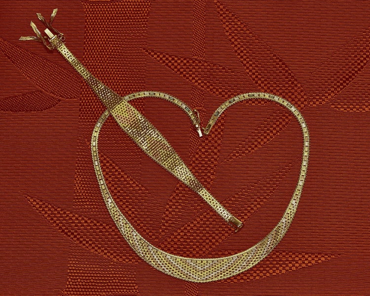 70% CAPITAL GAIN in 1 YEAR : Italian, master-crafted, triple-gold 4 piece set Carousel 1