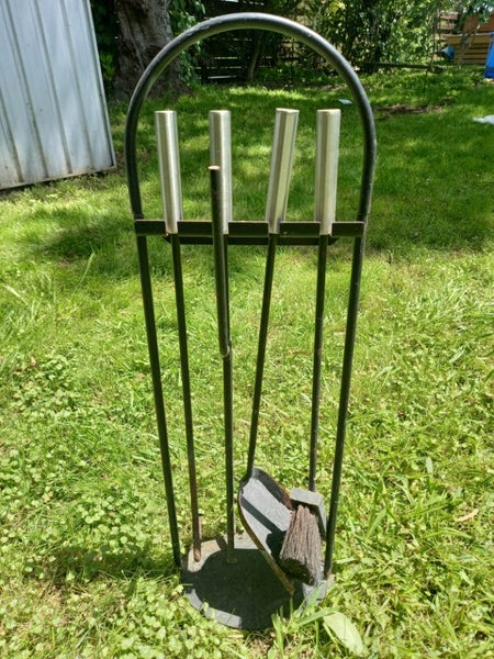 Fireside tool set Carousel 1