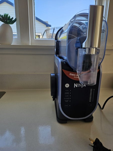 Ninja Slushie Machine - Only Used Twice Carousel 1