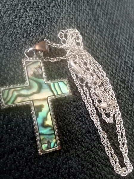 Paua cross with chain Carousel 2