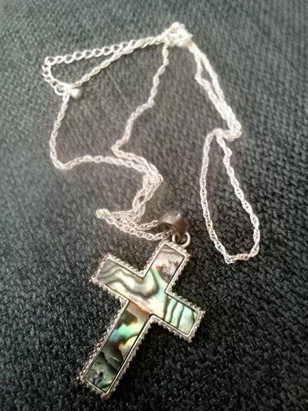 Paua cross with chain Carousel 1