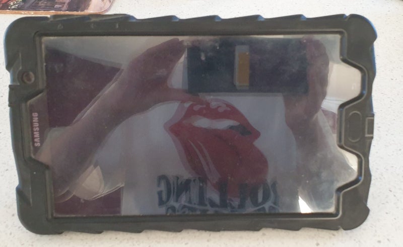 Galaxy Tab Pro 8.4 tablet Carousel 1