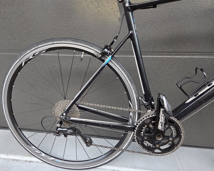 Giant Defy - XL Frame - Good Condition Carousel 2