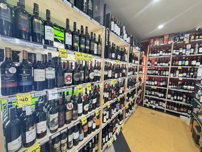 Liquor Store for Sale – Prime St Heliers Location Carousel 2
