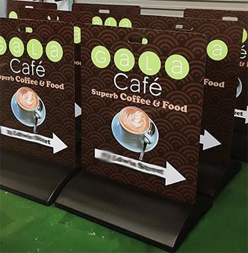 Footpath Sign - Base + Aluminium Composite Panel - 800mm x 600mm Carousel 1