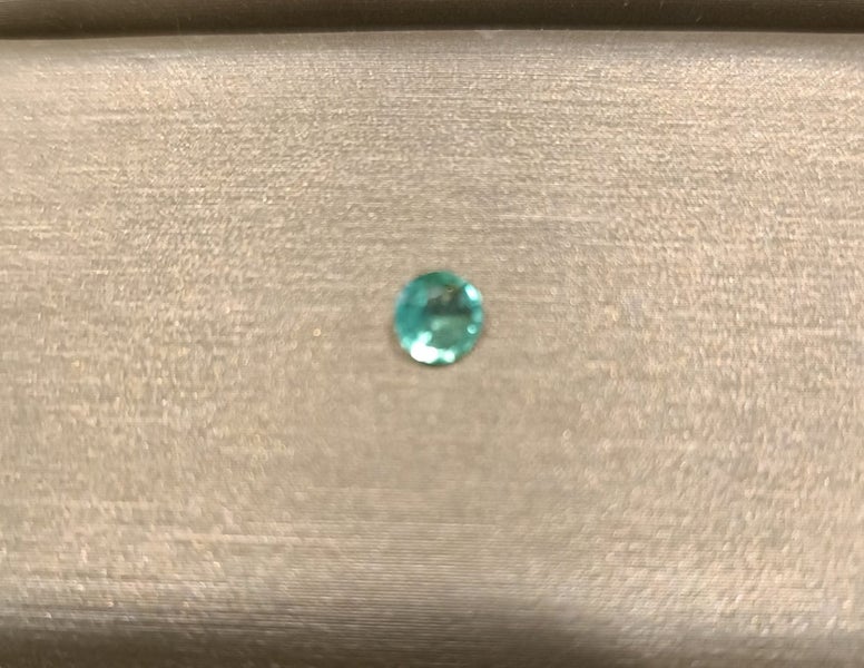 Gorgeous emerald stone Carousel 1