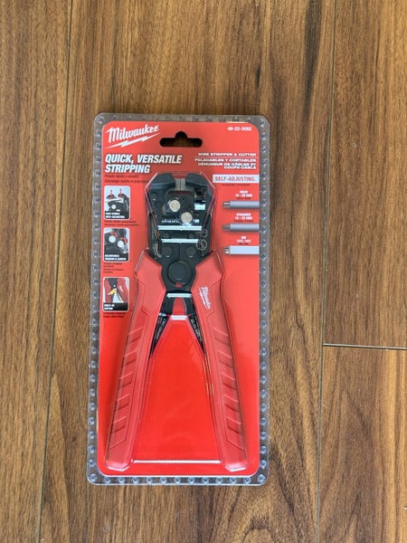 Milwaukee Quick Self-Adjusting Wire Stripper Cutter With Comfort Grip 48223082 Carousel 1