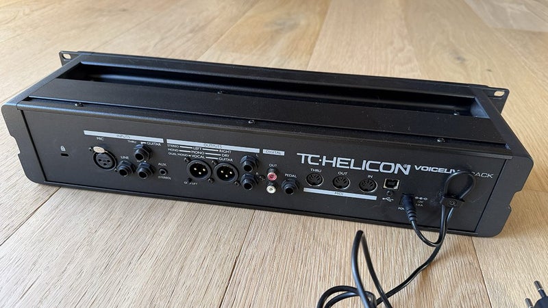 TC HELICON VOICELIVE RACK Carousel 5