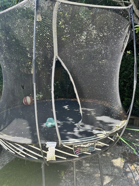 Spring free trampoline medium size Carousel 1