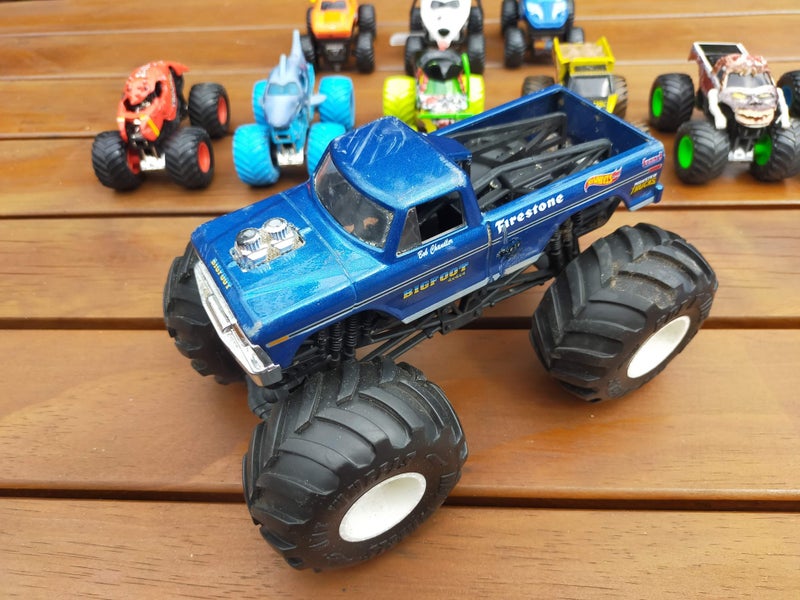 Monster Trucks Carousel 7