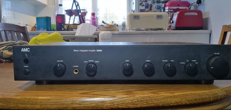 AMC 3050a Integrated stereo Amplifier Carousel 1