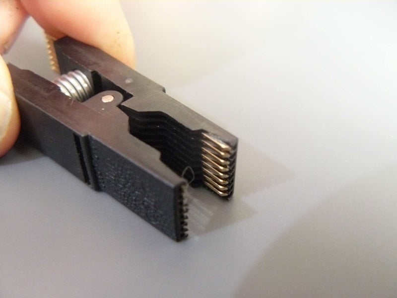 SOP/SOIC Test Clip, Offset Pins To Fit Dupont Wires, Choose 8 or 16 Pin Carousel 1