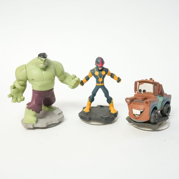Disney Infinity Star Wars Bulk lot Hulk, Cars, Avengers, Crystals Tokens, Nova Carousel 2