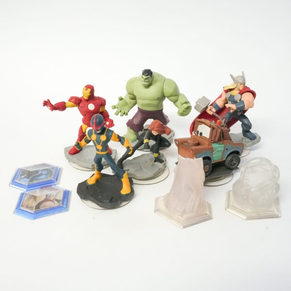Disney Infinity Star Wars Bulk lot Hulk, Cars, Avengers, Crystals Tokens, Nova Carousel 1