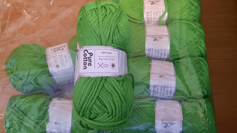Knitting yarn - 100% cotton - 7 x 50g balls - green Carousel 1