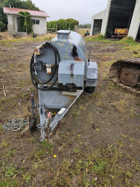 Diesel tank Carousel 1