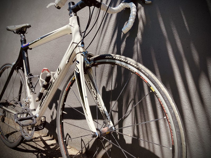 Scott CR1 Pro Road Bike. Great Condition. Carousel 5